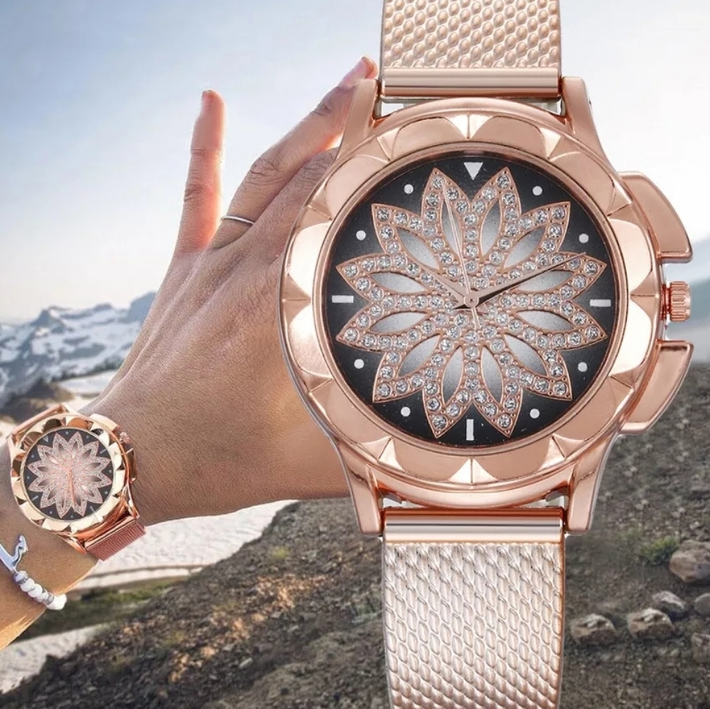 Luxury Quartz Bracelet Stainless Steel Dial Watch For Women. ROSE GOLD